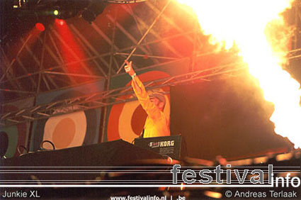 Junkie XL op Lowlands 2002 foto