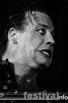 Rammstein op Fields of Rock 2005 foto