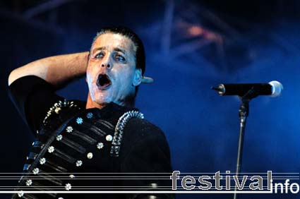 Rammstein op Fields of Rock 2005 foto