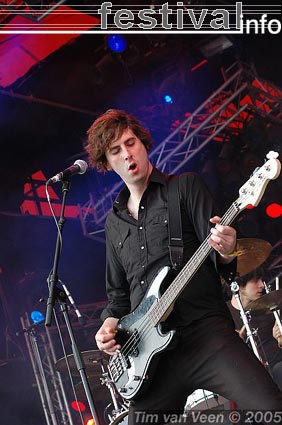 ...And You Will Know Us By The Trail Of Dead op Roskilde 2005 foto