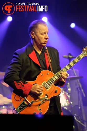 Reverend Horton Heat op Paaspop Schijndel 2010 foto