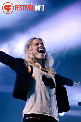 Ilse DeLange op Paaspop Schijndel 2010 foto