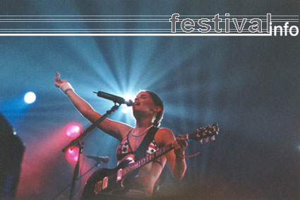 Nelly Furtado op Lowlands 2001 foto