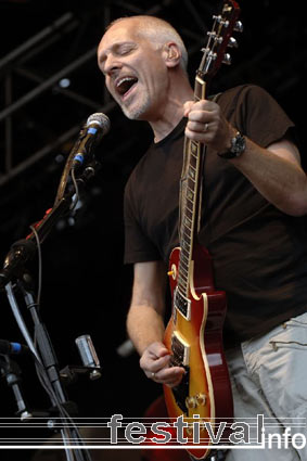 Peter Frampton op Bospop 2005 foto