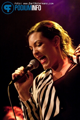 Caro Emerald op Caro Emerald - 27/3 - 013 foto