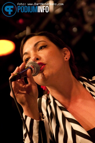 Caro Emerald op Caro Emerald - 27/3 - 013 foto