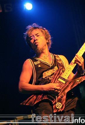 Loudness op Earthshaker Fest foto