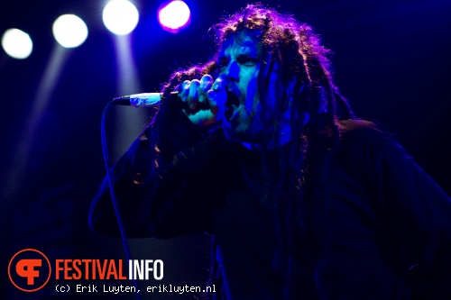 Six Feet Under op Neurotic Deathfest 2010 foto