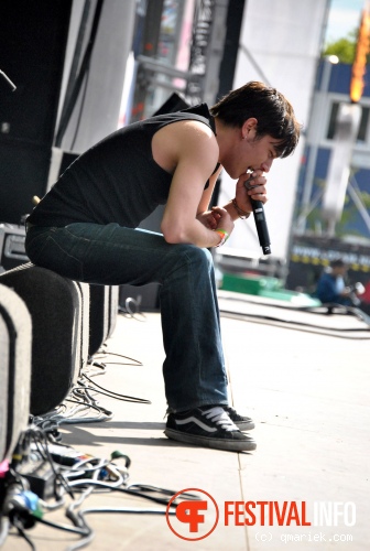 Mala Vita op Bevrijdingsfestival Overijssel 2010 foto