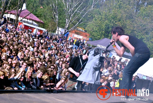 Mala Vita op Bevrijdingsfestival Overijssel 2010 foto