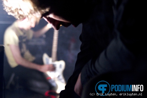A Place To Bury Strangers op A Place to Bury Strangers - 26/5 - 013 foto