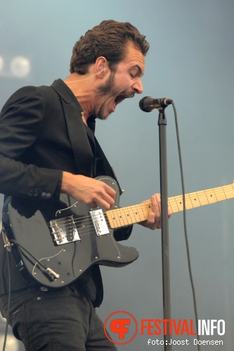 Editors op Pinkpop 2010 foto