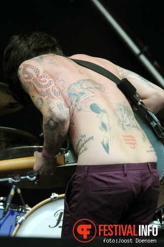 Biffy Clyro op Pinkpop 2010 foto