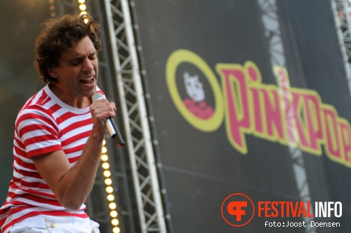 MIKA op Pinkpop 2010 foto