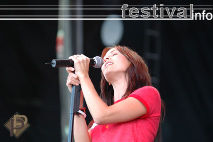 Natalie Imbruglia op Sziget 2005 foto