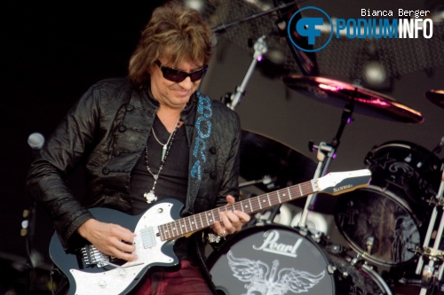 Foto Bon Jovi op Bon Jovi - 5/6 - Strand Scheveningen