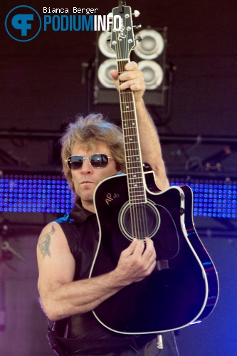 Bon Jovi op Bon Jovi - 5/6 - Strand Scheveningen foto