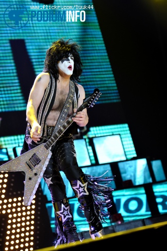 Kiss op KISS - 18/6 - GelreDome foto