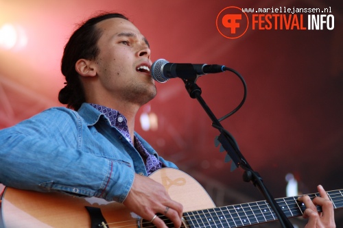 Justin Nozuka op Parkpop 2010 foto