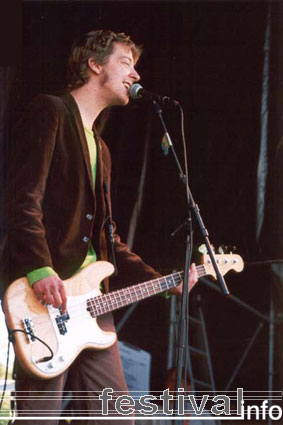 Foto The Dollybirds op Beeckesteinpop 2001