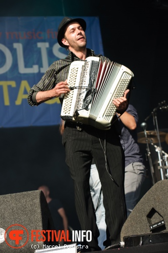 Babylon Circus op Metropolis 2010 foto