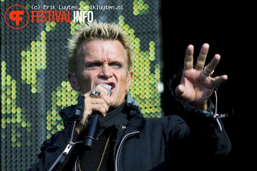 Billy Idol op Bospop 2010 foto