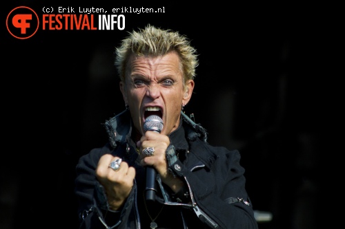 Billy Idol op Bospop 2010 foto