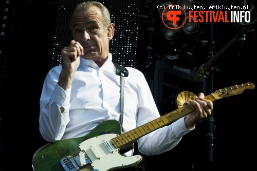 Status Quo op Bospop 2010 foto