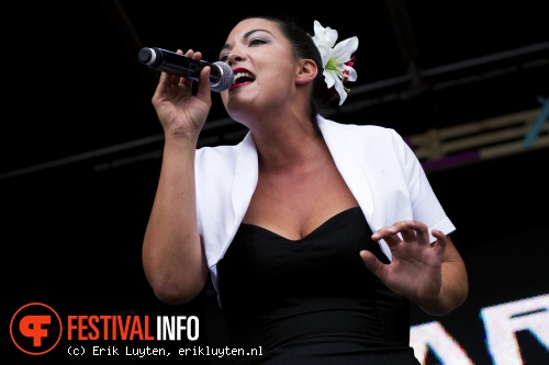 Caro Emerald op Solar Weekend 2010 foto