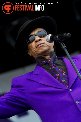 Kid Creole & The Coconuts op Pinkpop Classic 2010 foto