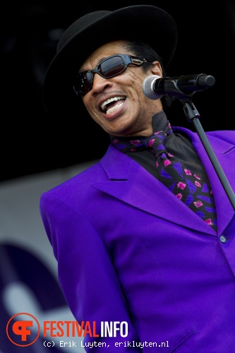 Kid Creole & The Coconuts op Pinkpop Classic 2010 foto