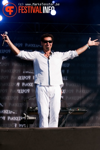 Serj Tankian op Pukkelpop 2010 foto