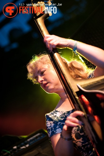 Kitty, Daisy & Lewis op Pukkelpop 2010 foto