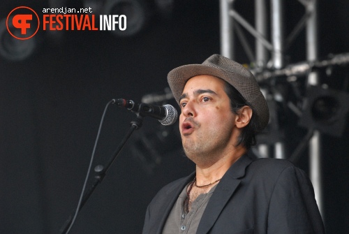 Guy Forsyth op Westerpop 2010 foto