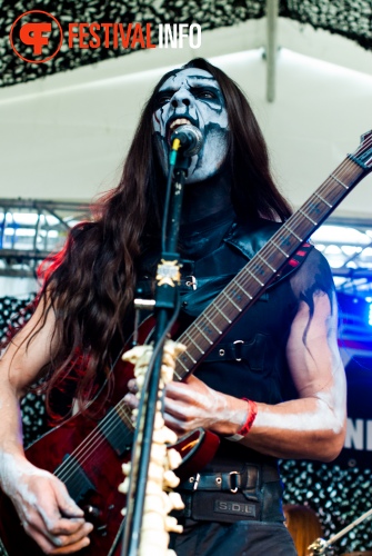 Carach Angren op Dynamo Outdoor Fest 2010 foto