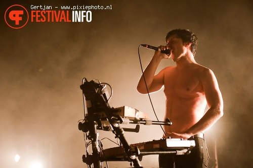 Atari Teenage Riot op Atari Teenage Riot - 8/9 - Paard van Troje foto
