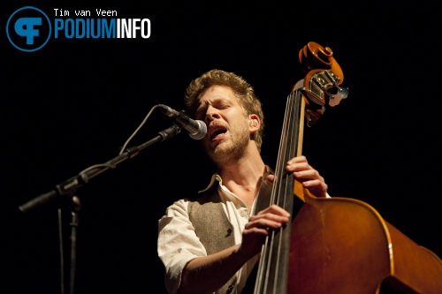 Mumford & Sons op Mumford & Sons - 26/9 - Heineken Music Hall foto