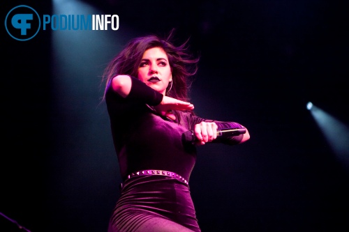 Marina and the Diamonds op Marina and the Diamonds - 28/11 - Melkweg foto
