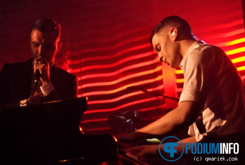 Hurts op Hurts - 19/03 - Melkweg foto