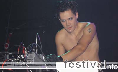 XP8 op The Grave 2006 foto