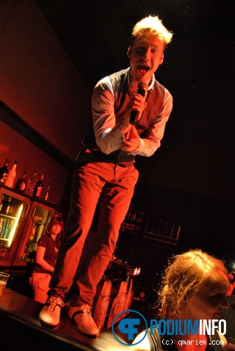 Handsome Poets op 3FM Serious Talent: Handsome Poets - 25/3 - Metropool foto