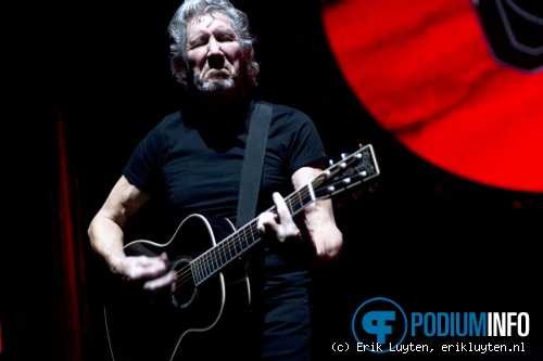 Roger Waters op Roger Waters - 8/4 - Gelredome foto