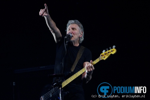 Roger Waters op Roger Waters - 8/4 - Gelredome foto