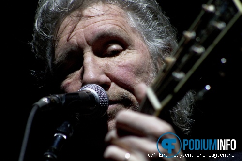 Roger Waters op Roger Waters - 8/4 - Gelredome foto