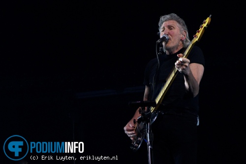 Roger Waters op Roger Waters - 8/4 - Gelredome foto