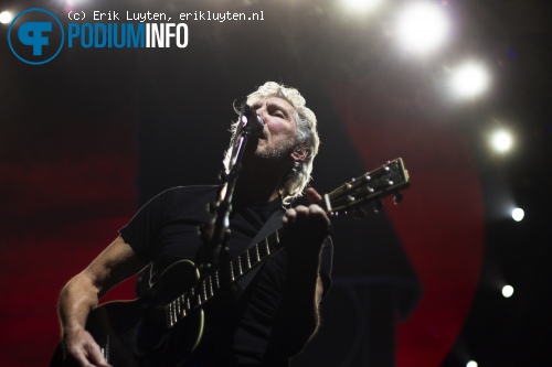 Roger Waters op Roger Waters - 8/4 - Gelredome foto