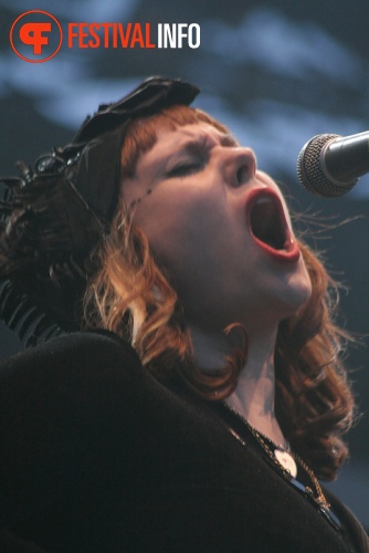 Kate Nash op Bevrijdingspop Haarlem 2011 foto