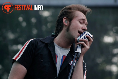 The Baseballs op Bevrijdingspop Haarlem 2011 foto