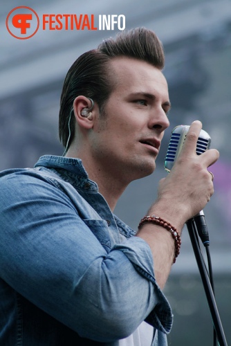 The Baseballs op Bevrijdingspop Haarlem 2011 foto