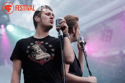 The Baseballs op Bevrijdingspop Haarlem 2011 foto